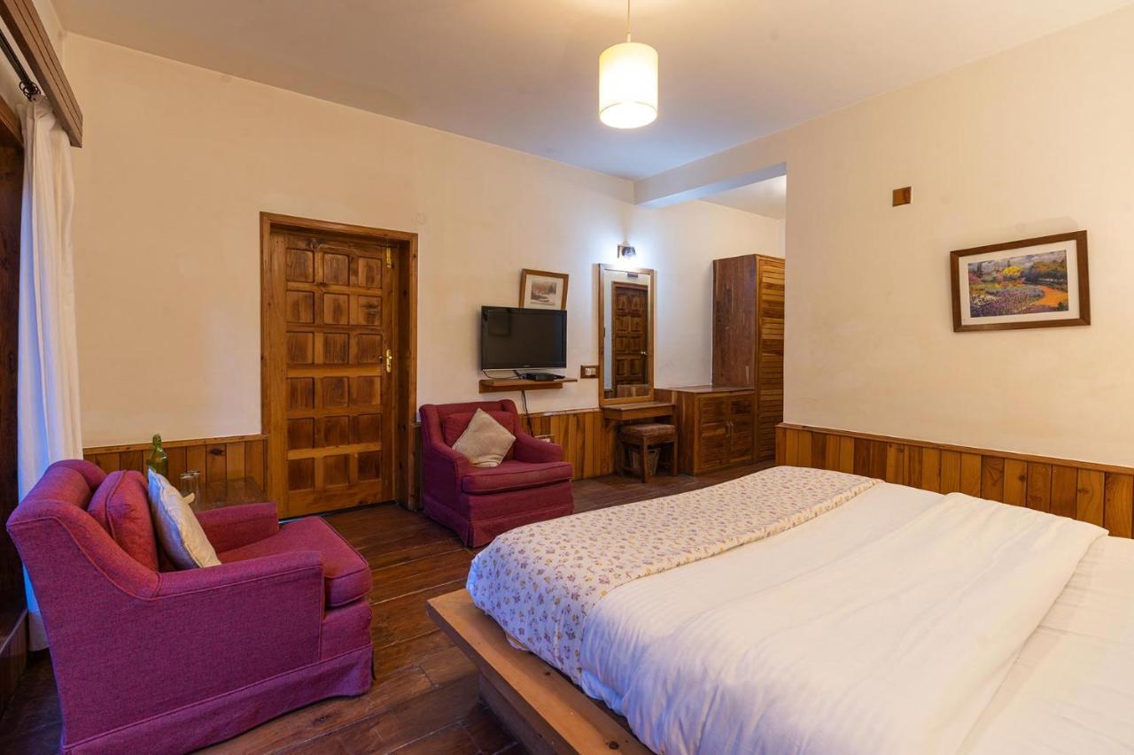 Stayvista At Casa Bella Vista- Mall Road Manali  Bagian luar foto