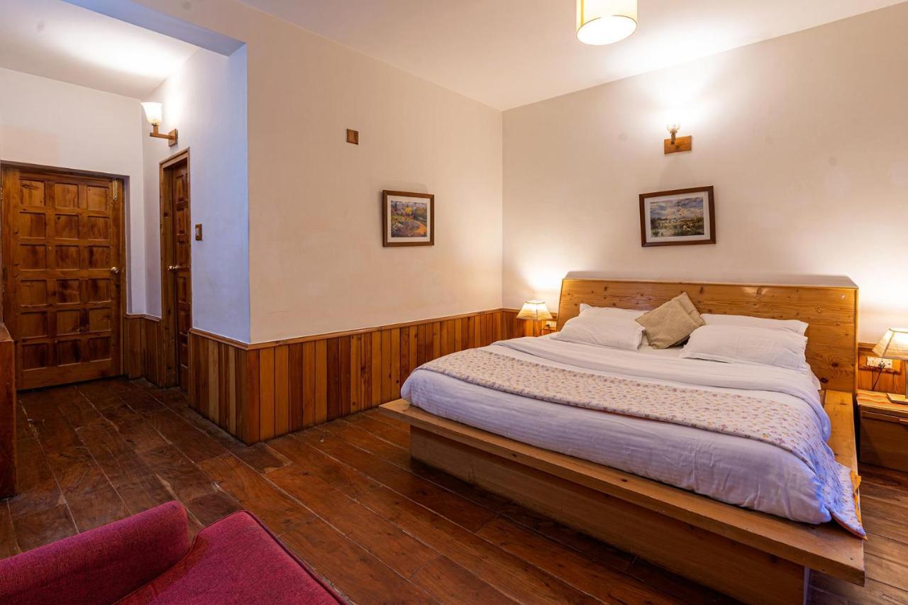 Stayvista At Casa Bella Vista- Mall Road Manali  Bagian luar foto